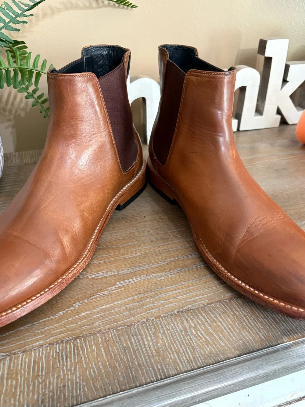 Nisolo chelsea boot